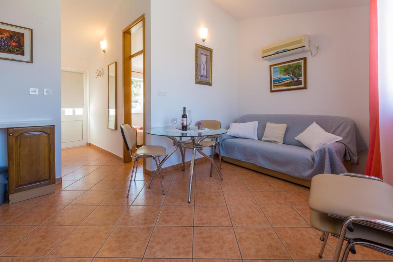 Apartman Andjelka Dramalj Exterior foto
